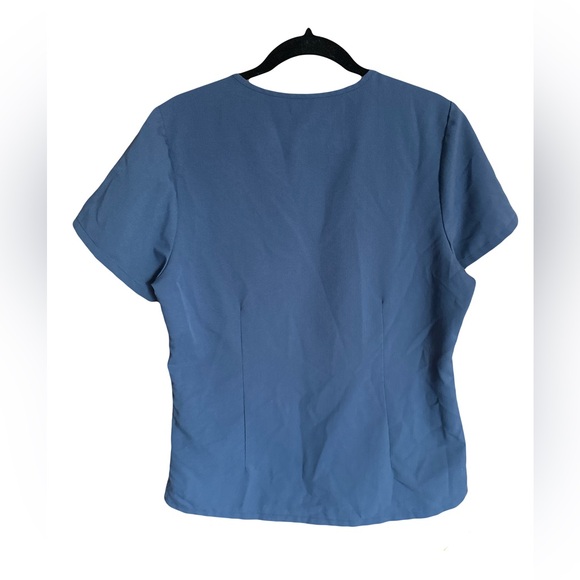 Figs Blue Scrub Top Size medium - Picture 2 of 4